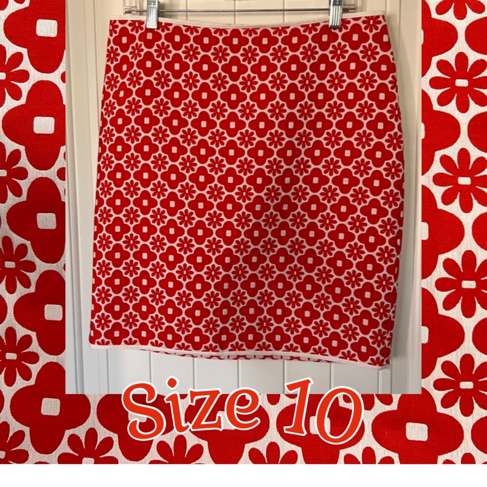 Studio M Floral Red/Orange Side Zip Skirt Size 10